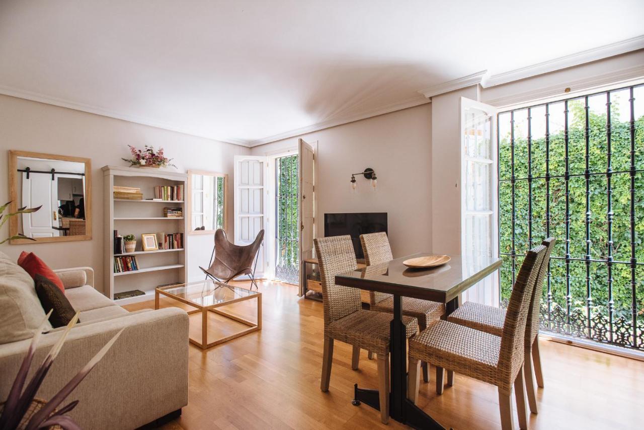 Vidrio Suite Apartment เซบีญา ภายนอก รูปภาพ